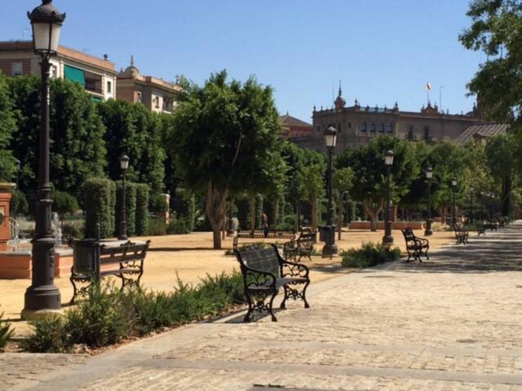 Apartamento A Estrenar Frente A La Plaza De Espana Севілья Екстер'єр фото