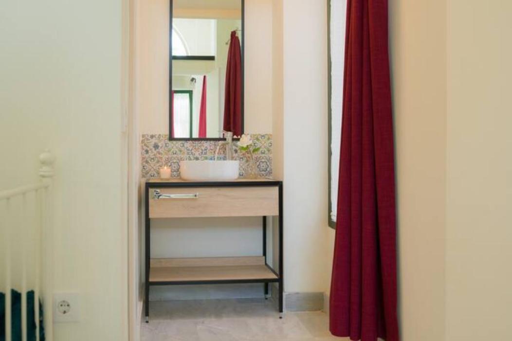 Apartamento A Estrenar Frente A La Plaza De Espana Севілья Екстер'єр фото